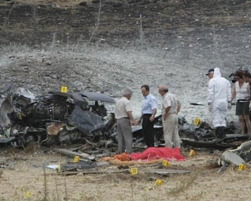 Οι πτώσεις ελικοπτέρων που σημάδεψαν την Κύπρο 15 νεκροί, ανάμεσά τους ο Ευάγγελος Φλωράκης