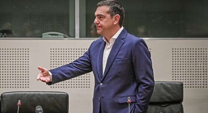 Παραίτηση Τσίπρα: Οι αρχικές σκέψεις, το παρασκήνιο και τα επόμενα βήματα του ΣΥΡΙΖΑ