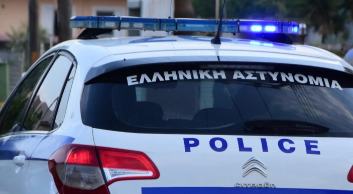 Τρόμος για 18χρονο στην Ελλάδα: Προσπάθησαν να τον βιάσουν με απειλή όπλου