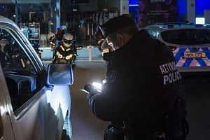 Μέσα σε ένα βράδυ 13 συλλήψεις: Τι έδειξαν οι έλεγχοι της Αστυνομίας