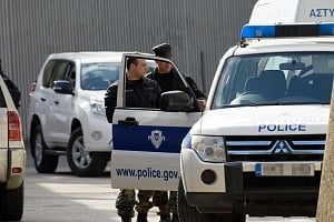 Επιχείρηση στη Λάρνακα: Συλλήψεις και πρόστιμα €41.050 για παράνομη εργοδότηση