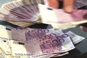 Προειδοποιητική επιστολή Κομισιόν σε Κύπρο, δεν συμμορφώθηκε με την ευρωπαϊκή οδηγία για την καταπολέμηση ξεπλύματος χρήματος
