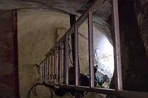 Μαγιόρκα: Το «υπόγειο του τρόμου» - Κρατούσε την ανήλικη θετή του κόρη ως σκλάβα του σεξ από το 2019