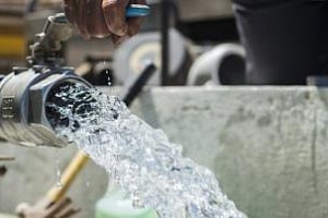 Το καινοτόμο «Σταγονό-μετρώ» που σώζει νερό και ελέγχει την κατανάλωση-Στα 140 λίτρα κατά άτομο η χρήση ανά ημέρα