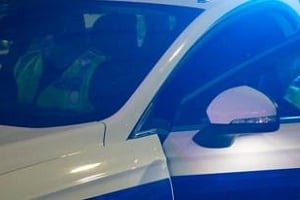 Διάταγμα υποχρεωτικής νοσηλείας στην Αθαλάσσα για τον 23χρονο δράστη της απόπειρας φόνου στο Παραλίμνι