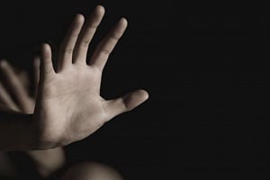 Ποινή φυλάκισης έξι ετών για 48χρονο για βία στην οικογένεια