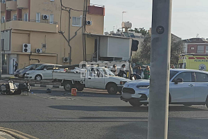 Τροχαίο με το «καλημέρα» στη Λευκωσία Στο σημείο ασθενοφόρο (ΕΙΚΟΝΕΣ)