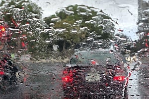 Μέχρι πότε θα παραμείνει το βροχερό σκηνικό, ο καιρός το Σαββατοκύριακο