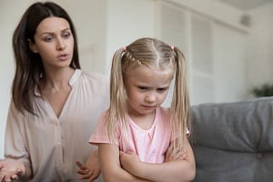 Γίνεται το παιδί να «ξεμάθει» κακές συμπεριφορές;
