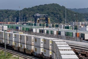 Δεύτερος τερματικός σταθμός για εμπορικές αμαξοστοιχίες από Κίνα προς Ευρώπη