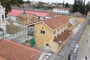 Εντοπίστηκε νεκρός νεαρός κρατούμενος στις Κεντρικές Φυλακές