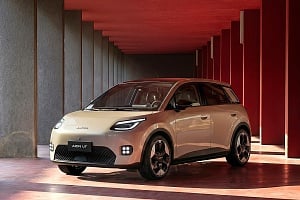 GAC: &Tau;&omicron; 30ό &epsilon;&kappa;&alpha;&tau;&omicron;&mu;&mu;&upsilon;&rho;&iota;&omicron;&sigma;&tau;ό &alpha;&upsilon;&tau;&omicron;&kappa;ί&nu;&eta;&tau;&omicron; &sigma;&eta;&mu;&alpha;&tau;&omicron;&delta;&omicron;&tau;&epsilon;ί &tau;&eta; &nu;έ&alpha; &phi;ά&sigma;&eta; &tau;&eta;&sigmaf; &kappa;&iota;&nu;&epsilon;&zeta;&iota;&kappa;ή&sigmaf; &epsilon;&pi;έ&kappa;&tau;&alpha;&sigma;&eta;&sigmaf;