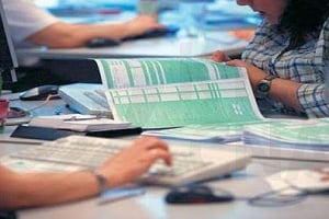 Ακούει πολλά για την φορολογική μεταρρύθμιση αλλά δεν βλέπει εισηγήσεις λέει ο ΠτΔ