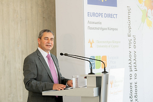 «Δεν έχω στοιχεία» λέει ο Πρύτανης του Πανεπιστημίου Κύπρου Διευκρινίσεις για συνομιλία με Φαίδωνα και «χρυσά πτυχία»