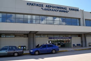 Αναγκαστική προσγείωση αεροσκάφους στα Χανιά - Eπιβάτης έχριζε άμεσης βοήθειας - Τι συνέβη