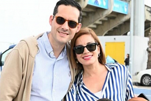 «Τυχερός που σε έχω»: Η τρυφερή αφιέρωση του Κωνσταντίνου Λετυμπιώτη στη σύζυγό του