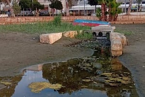 Λεμεσός: Παράπονα για ύποπτες εκροές στη θάλασσα από αγωγούς (ΒΙΝΤΕΟ)
