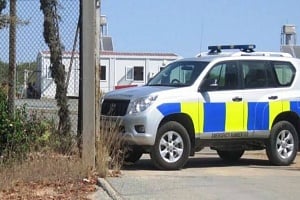 &Theta;&rho;ή&nu;&omicron;&sigmaf; &sigma;&tau;&eta;&nu; &Xi;&upsilon;&lambda;&omicron;&phi;ά&gamma;&omicron;&upsilon; &gamma;&iota;&alpha; &tau;&alpha; &delta;ύ&omicron; &pi;&alpha;&iota;&delta;&iota;ά &pi;&omicron;&upsilon; &epsilon;&nu;&tau;&omicron;&pi;ί&sigma;&tau;&eta;&kappa;&alpha;&nu; &nu;&epsilon;&kappa;&rho;ά &sigma;&epsilon; &alpha;&upsilon;&tau;&omicron;&kappa;ί&nu;&eta;&tau;&omicron;