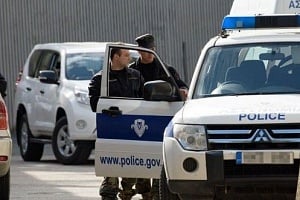 Υπό κράτηση δύο πρόσωπα για παράνομη κατοχή ναρκωτικών ουσιών