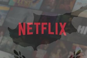 Ξεκούραση με Netflix: Δείτε το top5 των σειρών και ταινιών που προτιμούν οι Κύπριοι – Trailer και βαθμολογίες