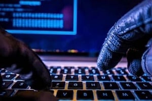 Έστειλαν email προσποιούμενοι συνεργάτη και άρπαξαν 13 χιλ. ευρώ από εταιρεία