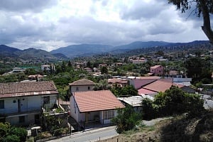Δύο δράκοι στην Τεμβριά σε «καλωσορίζουν»