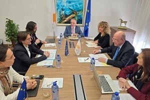 Το ΠΔΠ συζήτησε ο ΥΠΟΙΚ με τη ΓΔ της Γενικής Διεύθυνσης Προϋπολογισμού ΕΕ