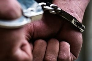 Εντοπίστηκαν ναρκωτικά σε διαμέρισμα στη Λευκωσία-Δύο συλλήψεις, η μια για παράνομη παραμονή