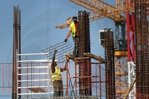 Υποχρεωτική διακοπή εργασιών λόγω κόκκινου συναγερμού για ακραία θερμοκρασία