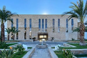Δωρεάν φιλοξενία στους πληγέντες από τις πυρκαγιές και στα κατοικίδιά τους προσφέρει τo ξενοδοχείο Annabelle στην Πάφο