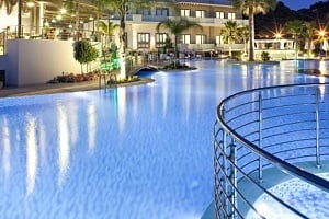 ΚΕΒΕ: Καταδικάζει τα απεργιακά μέτρα στα ξενοδοχεία, ζητά πρωτοβουλίες από ΥΠΕΡΓ για αποφυγή της κρίσης
