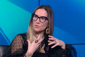 Νταϊάνα Κωνσταντινίδου: Απαντά για την ανάρτηση με τα ρούχα στη Βουλή που προκάλεσε σάλο «Πληρώνω τα πάντα» (ΒΙΝΤΕΟ)