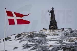 &Omicron; &Tau;&rho;&alpha;&mu;&pi; &omicron;&nu;&omicron;&mu;ά&zeta;&epsilon;&iota; &tau;&omicron;&nu; &kappa;&upsilon;&beta;&epsilon;&rho;&nu;ή&tau;&eta; &Lambda;&omicron;&upsilon;&iota;&zeta;&iota;ά&nu;&alpha;&sigmaf; &epsilon;&iota;&delta;&iota;&kappa;ό &alpha;&pi;&epsilon;&sigma;&tau;&alpha;&lambda;&mu;έ&nu;&omicron; &sigma;&tau;&eta; &Gamma;&rho;&omicron;&iota;&lambda;&alpha;&nu;&delta;ί&alpha;