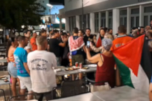 «Φώναζε θα μας σκοτώσει όλους»: Ένταση σε αυθόρμητη διαμαρτυρία για την Παλαιστίνη στη Λεμεσό Δείτε ΒΙΝΤΕΟ