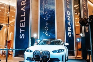 City of Dreams Mediterranean: Γιόρτασε τη 2η επέτειό του δωρίζοντας μία BMW i4 eDrive40 Gran Coupe