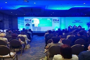 Στόχος του η μείωση δημόσιου χρέους κάτω από 60% μέχρι τέλος 2025 λέει ο ΥΠΟΙΚ