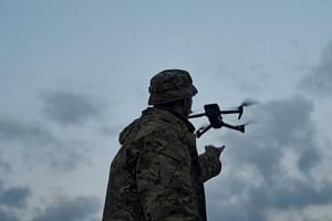 Η Ρωσία επιχειρεί την πέμπτη επίθεση με drone κατά του Κιέβου