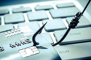 Εξαπάτησαν 42χρονη με μήνυμα δήθεν για πρόστιμο. Της «έφαγαν» 7 χιλιάδες