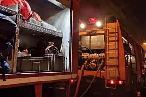 Εμπρησμός στο Παραλίμνι - Στις φλόγες υποστατικό, εκτεταμένες ζημιές