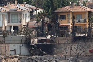«Οδυνηρή η καταστροφή σε σπίτια, περιουσίες και καλλιέργειες»-Σε επαφή με κατοίκους η Επίτροπος Περιβάλλοντος