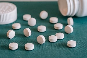 Lipfendra: &Omicron; FDA &epsilon;&nu;έ&kappa;&rho;&iota;&nu;&epsilon; &tau;&omicron; &pi;&rho;ώ&tau;&omicron; &chi;ά&pi;&iota; PCSK9 &pi;&omicron;&upsilon; &mu;&epsilon;&iota;ώ&nu;&epsilon;&iota; &tau;&eta;&nu; LDL έ&omega;&sigmaf; 59%