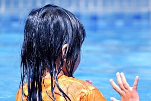 ΛΕΜΕΣΟΣ: 6χρονη εντοπίστηκε στο πάτο της πισίνας κατά τη διάρκεια αθλητικού προγράμματος