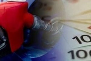 Πήραν την ανιούσα οι τιμές των καυσίμων-Εξέδωσε διάταγμα για κηροζίνη λόγω... Χάϊφα και ζήτησης ο Παπαναστασίου
