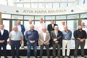 Μνημόνιο Συνεργασίας υπέγραψαν οι μαρίνες Αγίας Νάπας και Παραλιμνίου