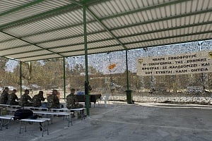 ΒΙΝΤΕΟ: Ντύθηκαν για πρώτη φορά στο χακί οι νεοσύλλεκτοι της 2025 ΕΣΣΟ