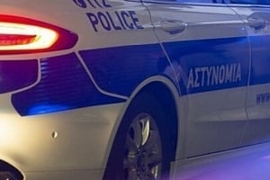 Συνελήφθη 19χρονος που οδηγούσε με 130 χιλιόμετρα αντί 50
