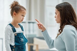 Να λέμε στο παιδί να… κάτσει φρόνιμα;