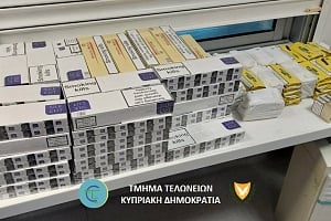 Τσάκωσαν και δεύτερο επιβάτη που ετοιμαζόταν να αναχωρήσει για Λονδίνο με αδασμολόγητα καπνικά (ΦΩΤΟ)