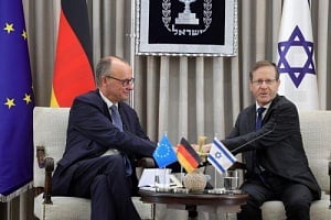 Υπογράμμισε τη φιλία με Ισραήλ ο Μερτς, προσβλέπει στην επόμενη φάση για τη Γάζα