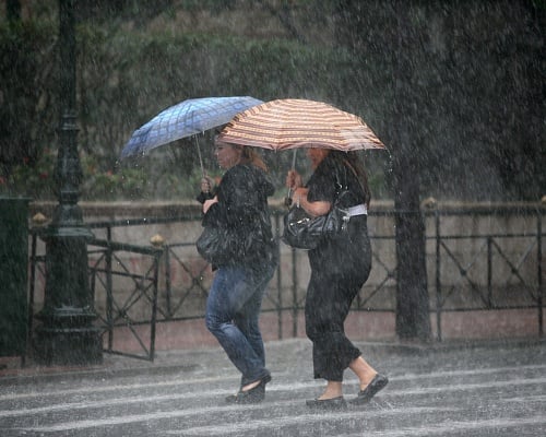 Ποιες περιοχές θα «χτυπήσει» πρώτα η κακοκαιρία «Barbara» και πότε θα έχουμε τα πιο έντονα φαινόμενα